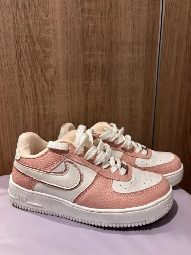 Tênis Nike réplica rosa/branco
