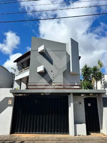 Casa ampla para locação em Capim Macio  Ideal para residência ou ponto comercial - R$ 6.00