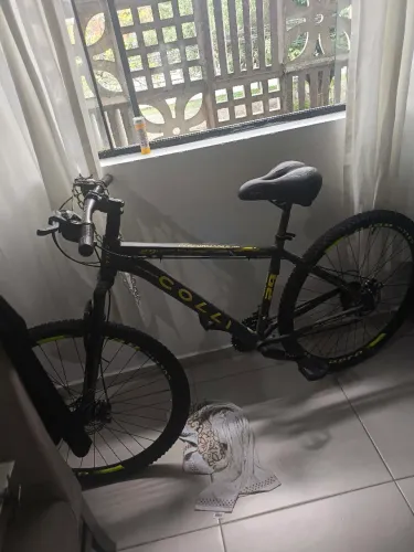 Vende-se uma bicicleta valor r$ 1,200