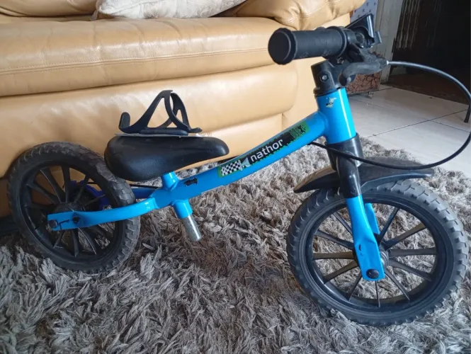 Bicicleta infantil equilíbrio Nathor em ótimo estado