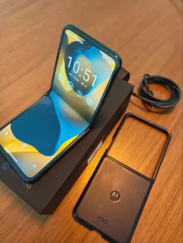 Motorola RAZR 50 Ultra 512GB - Aceito Troca e Cartão 12x