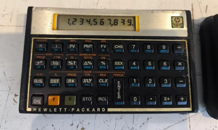 LOTE COM 2 CALCULADORAS FINANCEIRA HP 12C Gold FUNCIONA CARACTER FALHADO