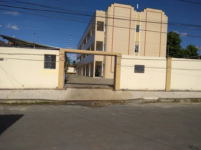 Alugo Apto 2 qtos próximo Silas Mungunba (Canaã)