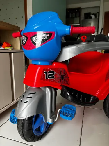 TRICICLO SEMINOVO