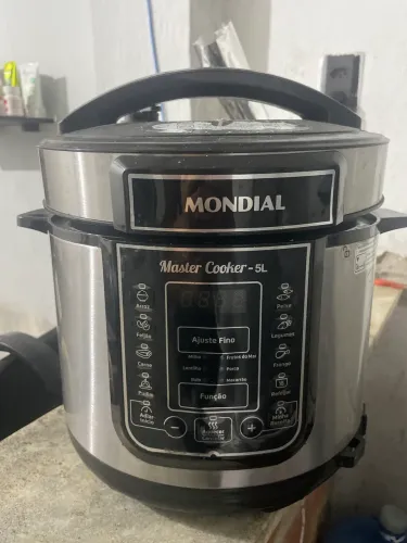 Panela elétrica mundial