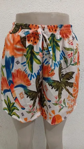 Short ideal pra ir pra praia e piscina e uso do dia dia