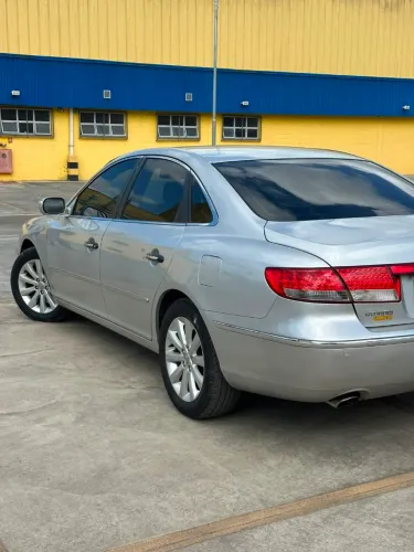 Hyundai Azera GLS 3.3 V6 24V 4P Aut. 2010