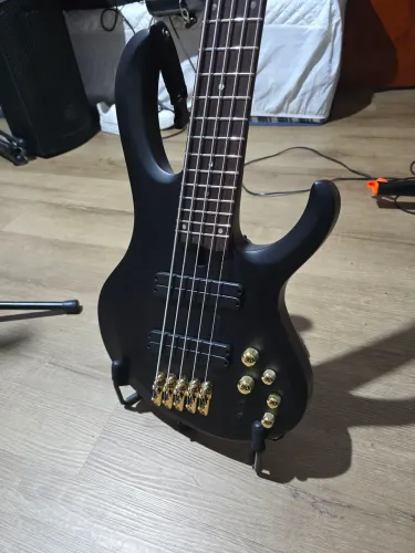 contrabaixo ibanez BTB 5 multiscale