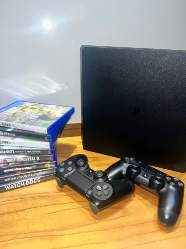 PS4 + 2 Controles Originais + 8 Jogos