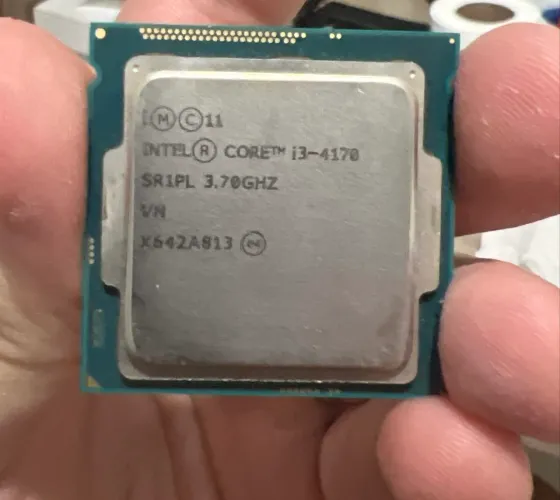 Lote com 4 Processadores (2x i3 4ª Ger + 1x Pentium G4560 + 1x Athlon) - No Estado