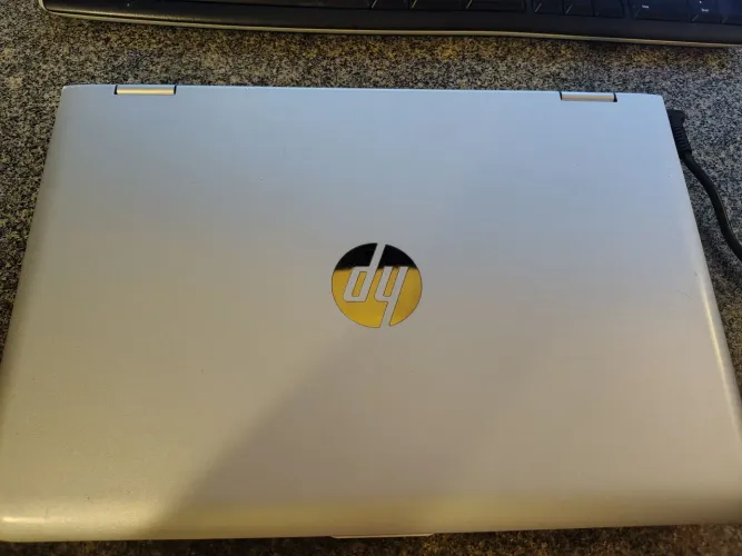 Notebook/tablet HP Core i5  mod.  L9M4