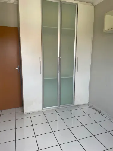 ALUGO APARTAMENTO NO ARIRIZAL VALENCIA 2