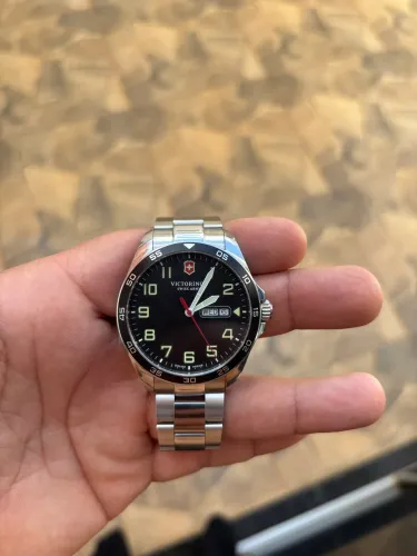 Relógio Vitorinox Filedforce Quartz Safira 42mm