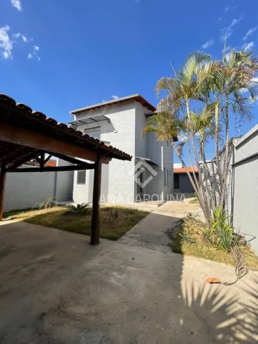 Casa ampla e completa no início do bairro Maracanã