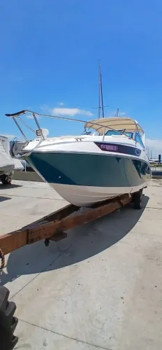 Lancha Focker 275 c/ mercruiser 5.0