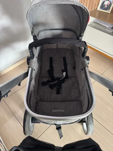 Carrinho de bebê