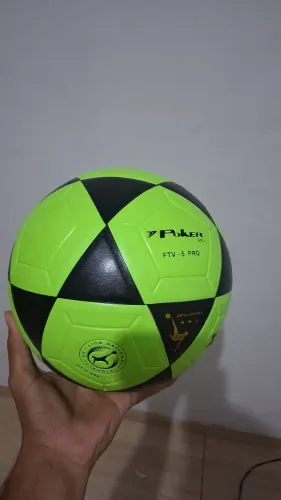 Bola de FUTEVOLEI+BOMBA (ACOMPANHA BOMBA)