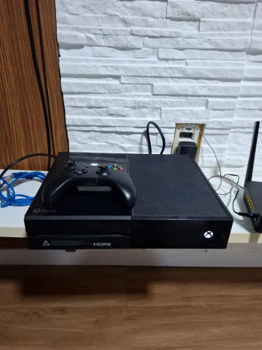 Xbox one 365gb