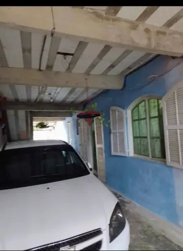 Vendo casa de vila, em Angra dos Reis RJ.