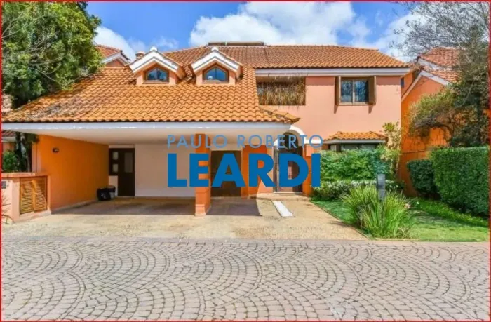 CASA EM CONDOMÍNIO - CIDADE JARDIM - SP