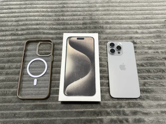iPhone 15 Pro Max