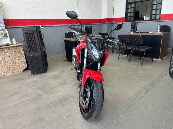 CB 500F VERMELHA 2017/2018