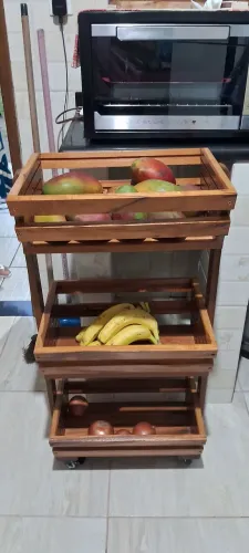 Fruteira de madeira maciça!