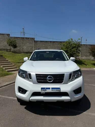 Nissan Frontier S CD 4X4 2.3 TB Diesel Mec. 2020