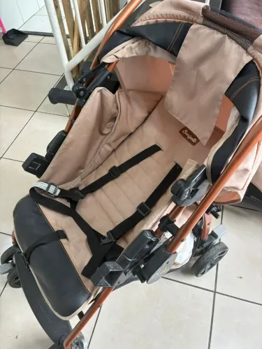 Carrinho de bebê