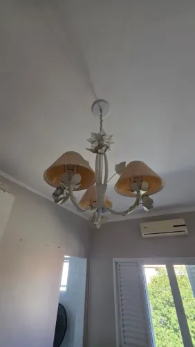 Luminária para quarto de bebê