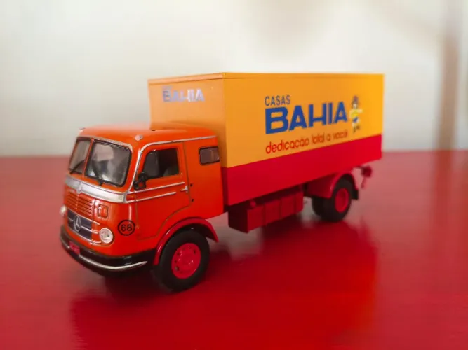 Caminhão Casas Bahia miniaturas Ixo Brasil LP331