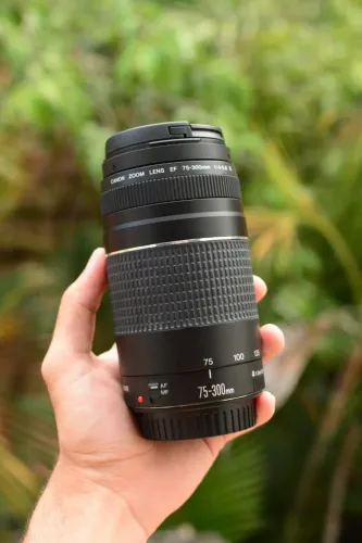 Lente Canon EF 75-300mm II