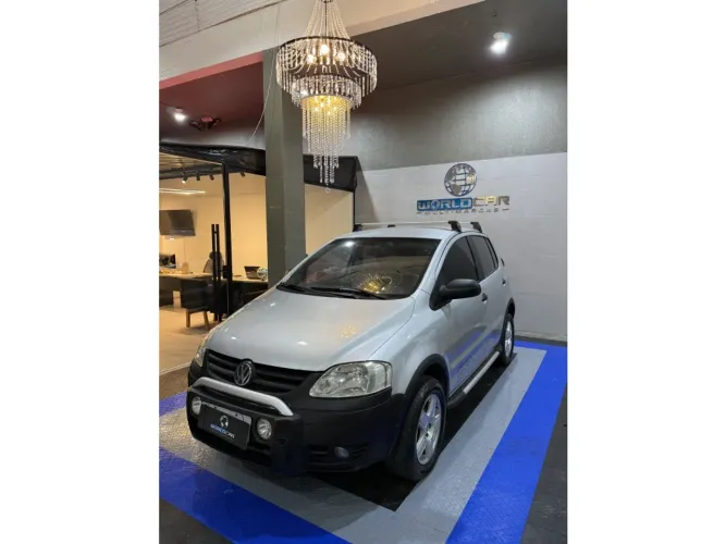 Volkswagen Crossfox 1.6 MI Total Flex 8V 5P 2005