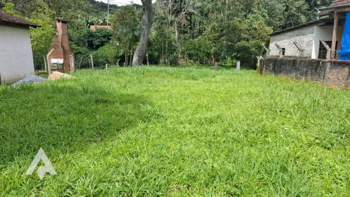 Terreno 709,31m² à venda por R$540.000,00 - Bairro Centro - Blumenau/SC