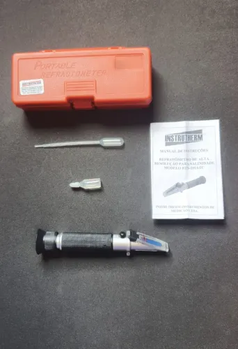 REFLATÔMETRO para SALINIDADE - mod. RTS 101 TC - marca INSTRUTHERM
