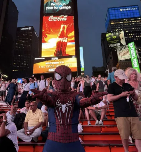 Traje homem aranha(leia a descrição)