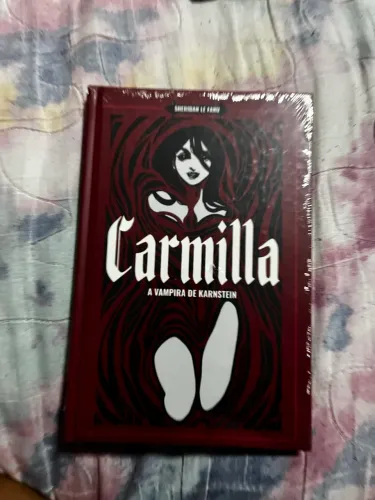 Livro CARMILLA