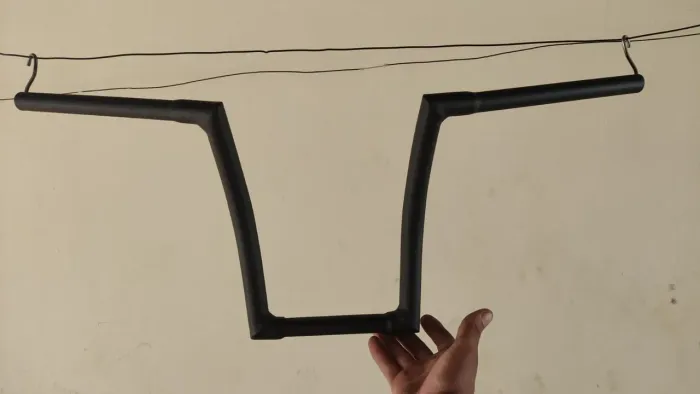 Guidão diablo que Quinado curvo e lanterna caveira custom