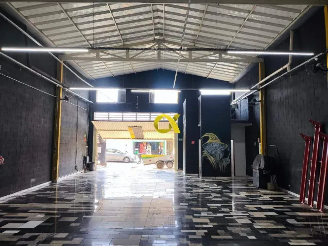Excelente barracão para venda no bairro Vila Fátima!