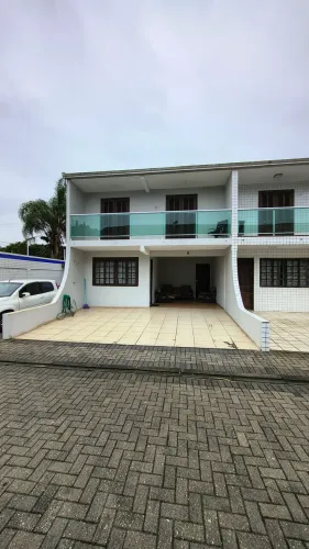 Sobrado em Guaratuba Brejatuba | 3 Quartos | 3 Vagas