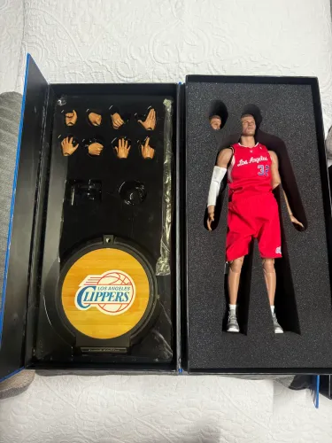 BLAKE GRIFFIN ENTERBAY. Escala 1/6. NBA. Detalhes