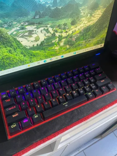 Teclado redragon fizz K617