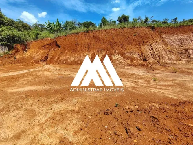 Vendo lote em Itatiaiuçu de 600m² excelente localização.