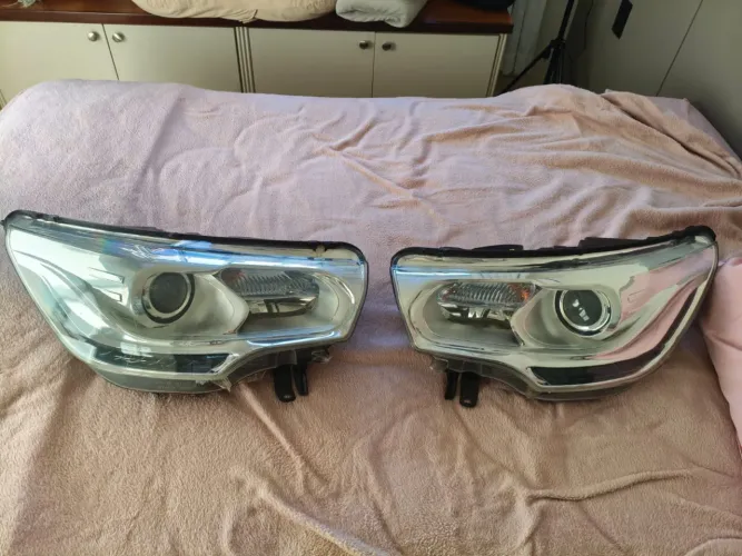 Farol Citroen C4 Lounge/DS4