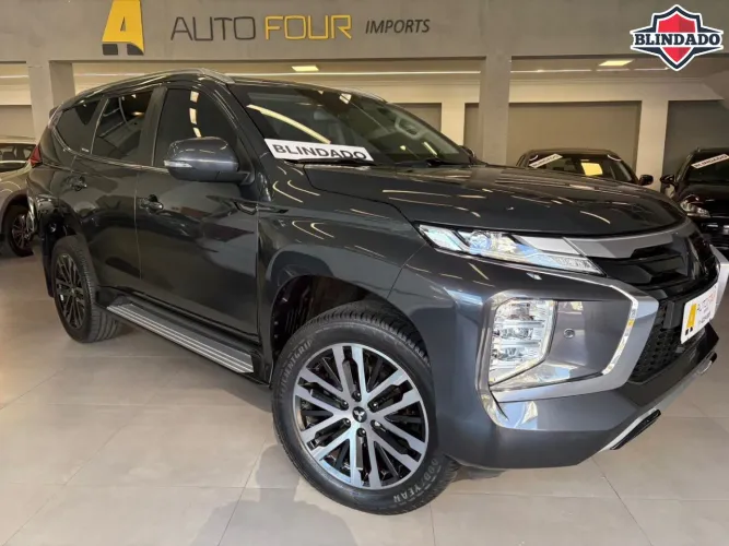 Mitsubishi Pajero Sport Legend Black 2.4 4X4 (die) Aut. 2024