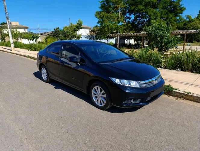Honda Civic Sedan LXS 1.8/1.8 Flex 16V Aut. 4P 2015