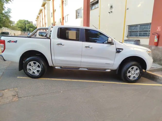 Ford Ranger XLT 2.5 16V 4X2 CD Flex 2016