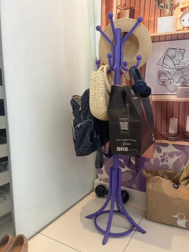 Cabideiro Roxo