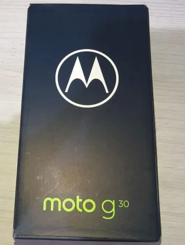Celular Moto G30 cor Dark Prism. Carregador Turbo Power