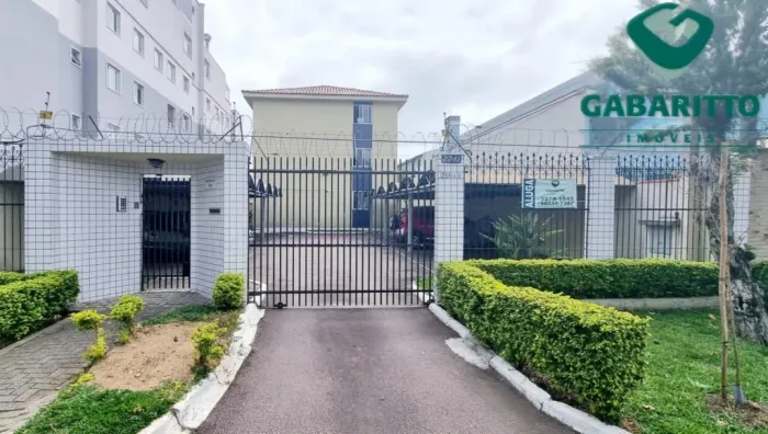 Apartamento no bairro HAUER - Residencial Iapo